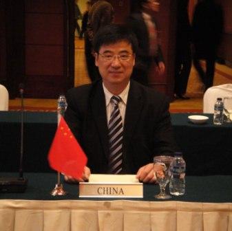 梅德明代表中国出席会议.